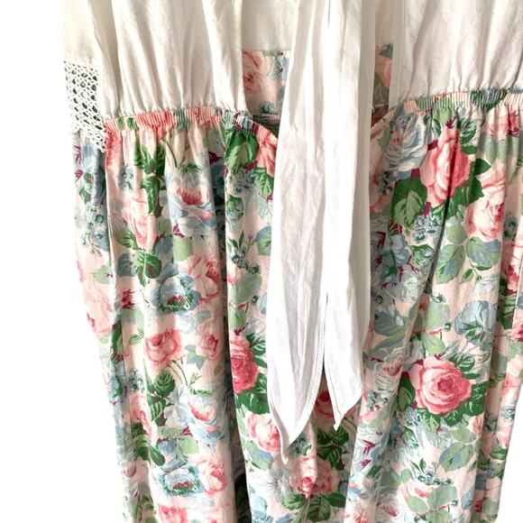 Vintage Allison Rose By Dragon Fly Cabbage Rose Lace Eyelet Romper size medium - Picture 6 of 10
